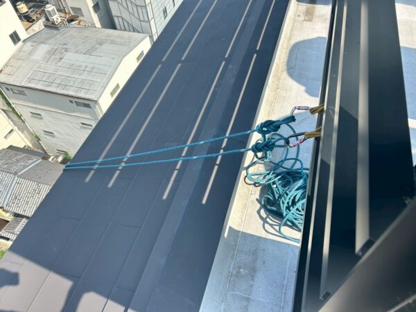 ホテル高所ガラス清掃ロープ作業